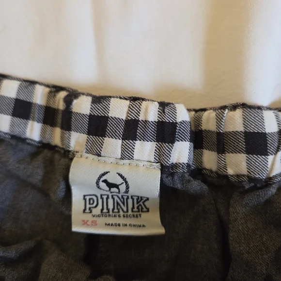 Victoria Secret PINK lounge Shorts - Picture 3 of 3
